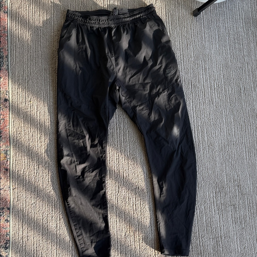 Nike Men's Black Joggers
